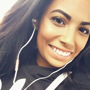 Meet your Posher, Symone